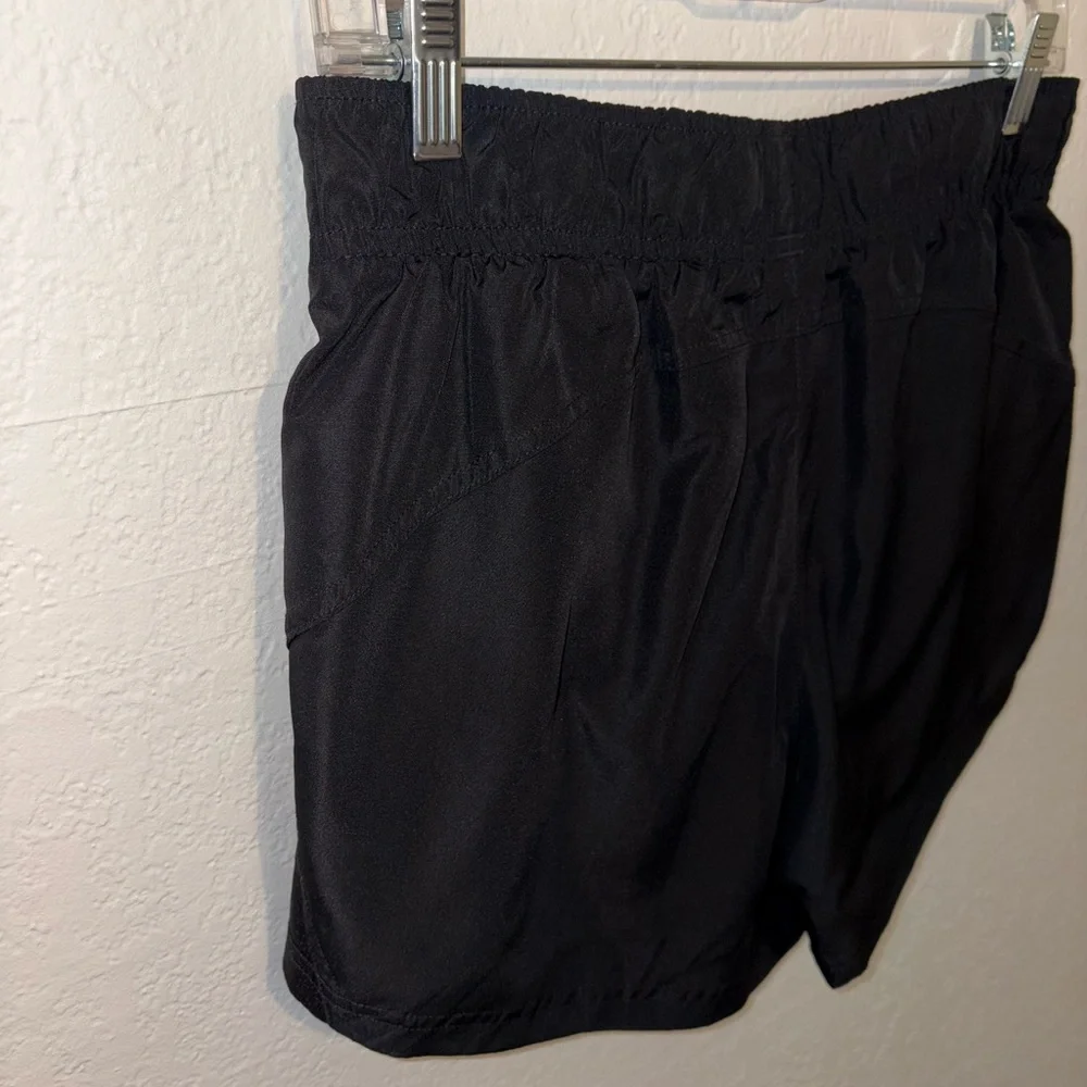 Athletic Works Black Running Shorts Women’s Size Medium 8-10